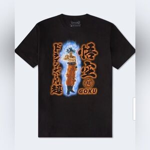 Goku T-Shirt Super Dragon Ball Goku Relaxed Graphic Tee Size Medium NWT